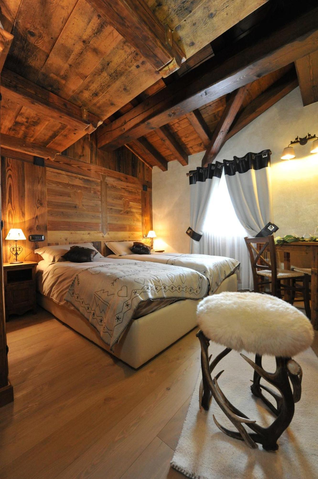 Affittacamere Petit Coeur Champoluc Exterior foto