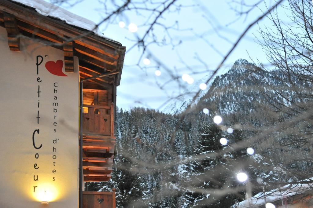 Affittacamere Petit Coeur Champoluc Exterior foto