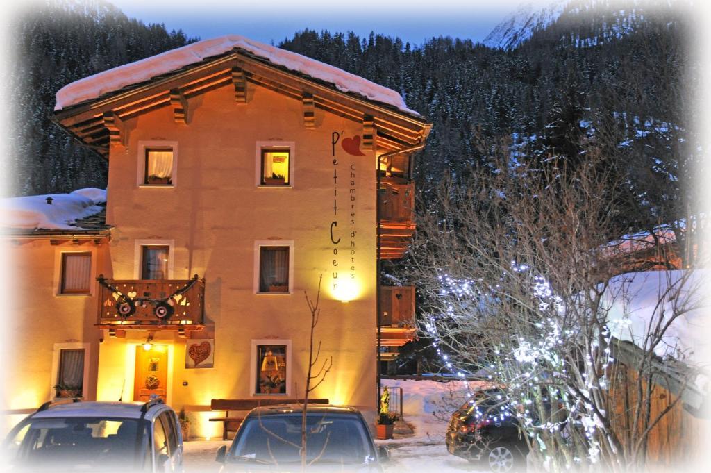 Affittacamere Petit Coeur Champoluc Exterior foto